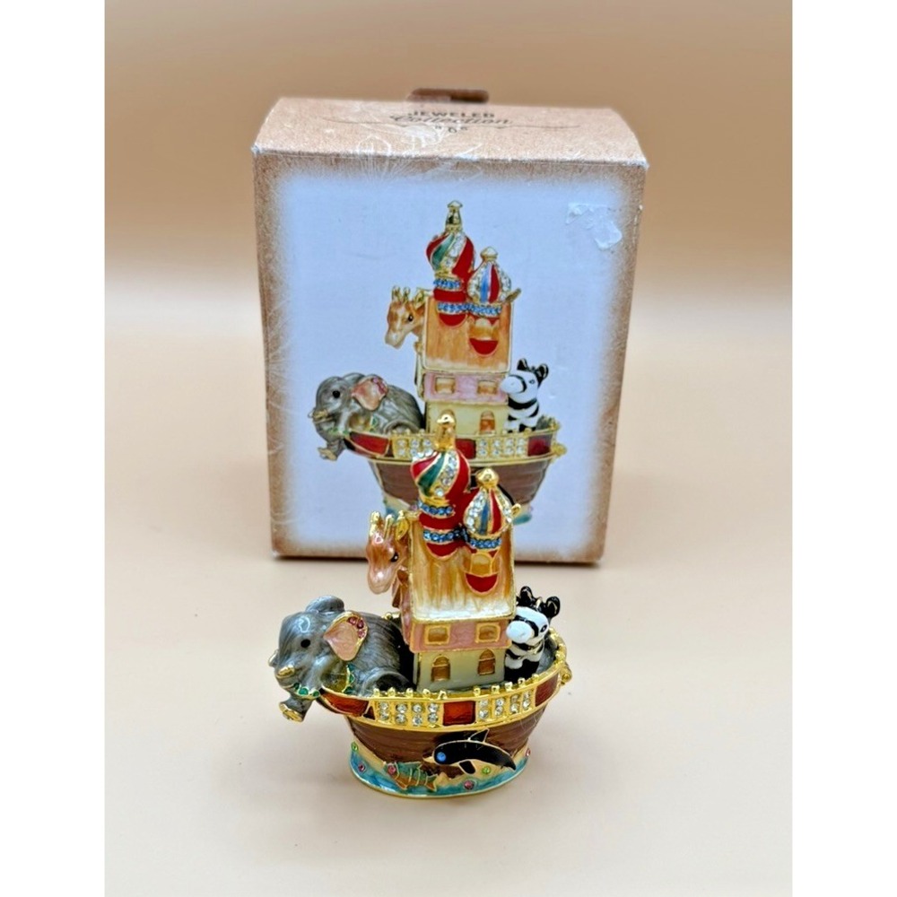 Cracker Barrel Jeweled Noah's Ark Hinged Trinket Box Animals w/ Box